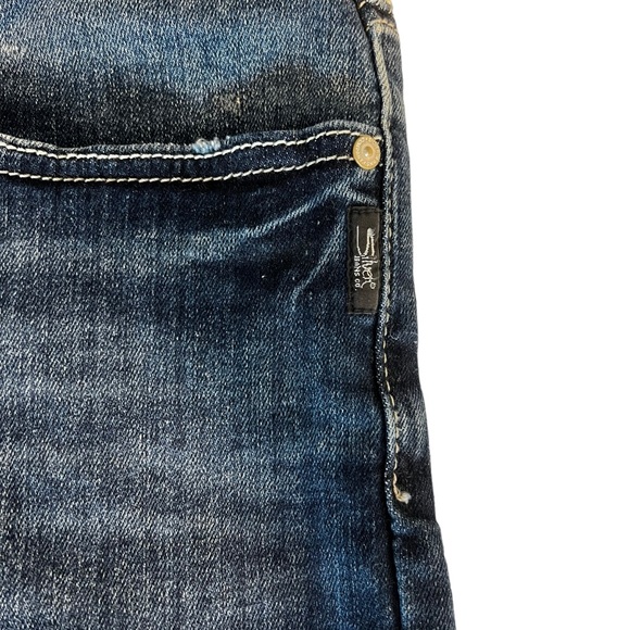 Silver Jeans Co. Distressed Denim ELYSE MID RISE BERMUDA SHORT Size 22W - Picture 7 of 12